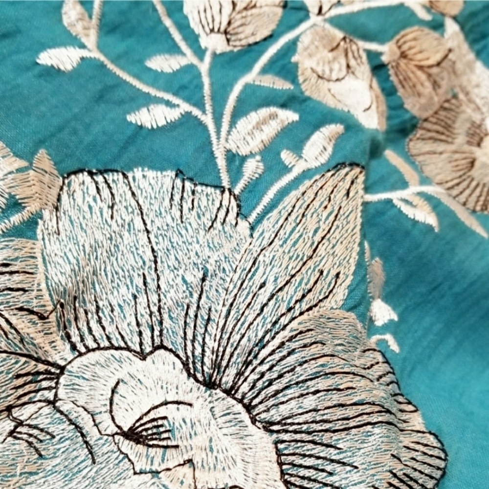 Ladies embroidered bohemian floral scarf - Picture 4 of 6